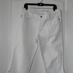 Eddie Bauer 21" Novelty Capri Jeans Women's size 12 Whie Mid Rise